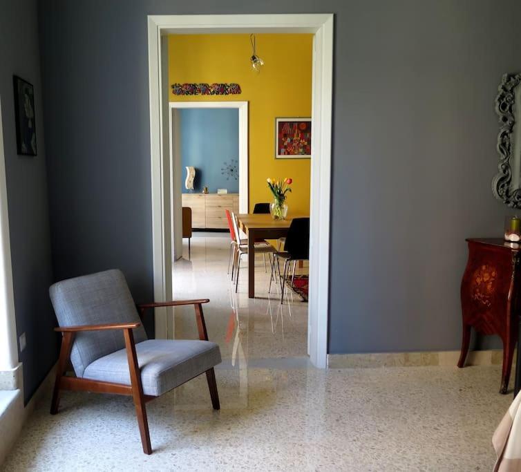 Stesicoro-Duomo Elegante Appartamento In Centro Catánia Buitenkant foto